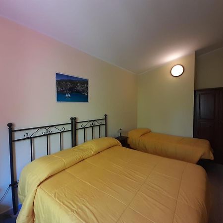 Hotel Sant'elene Dorgali Buitenkant foto