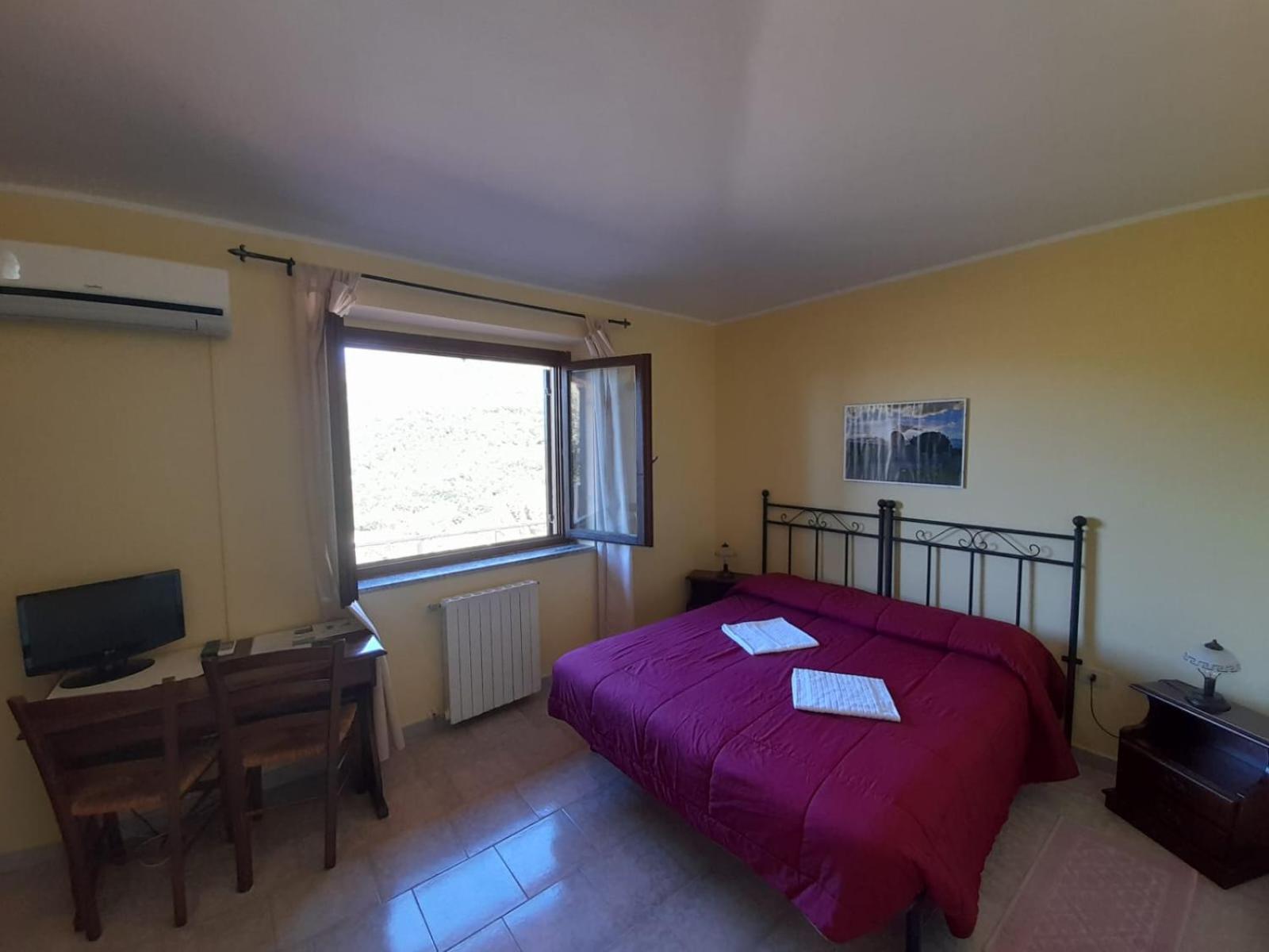 Hotel Sant'elene Dorgali Buitenkant foto